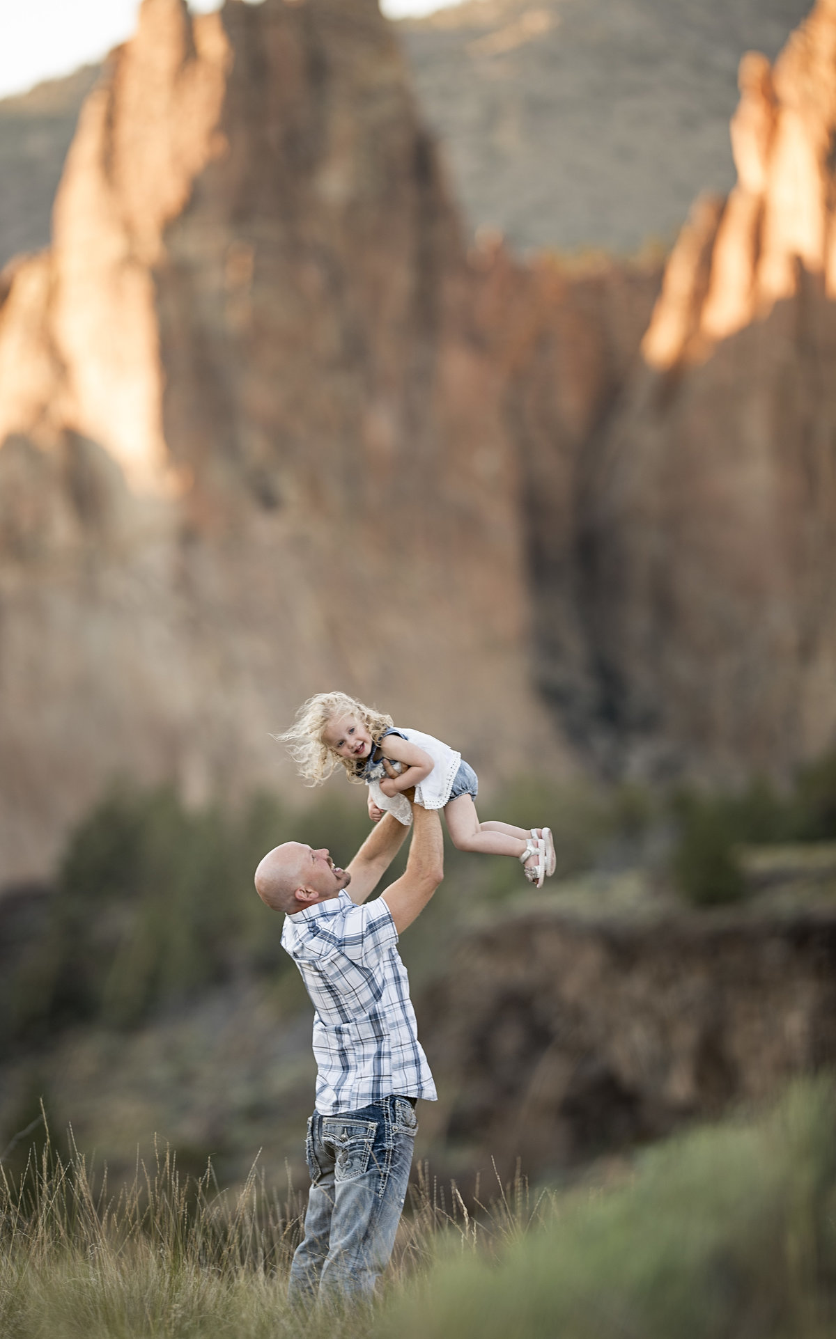 Family professional portrait photography  on-location in Central Oregon