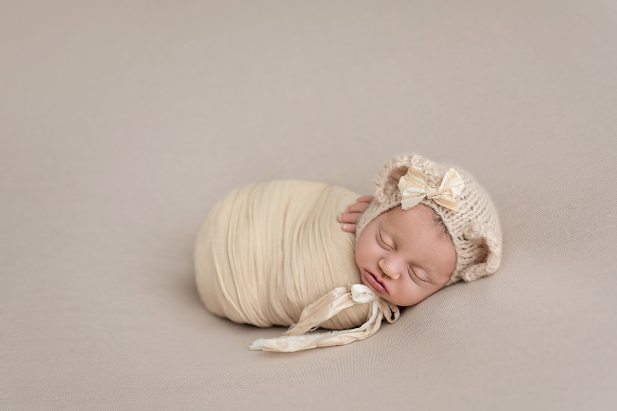 Newborn baby professional photography in Bend OR