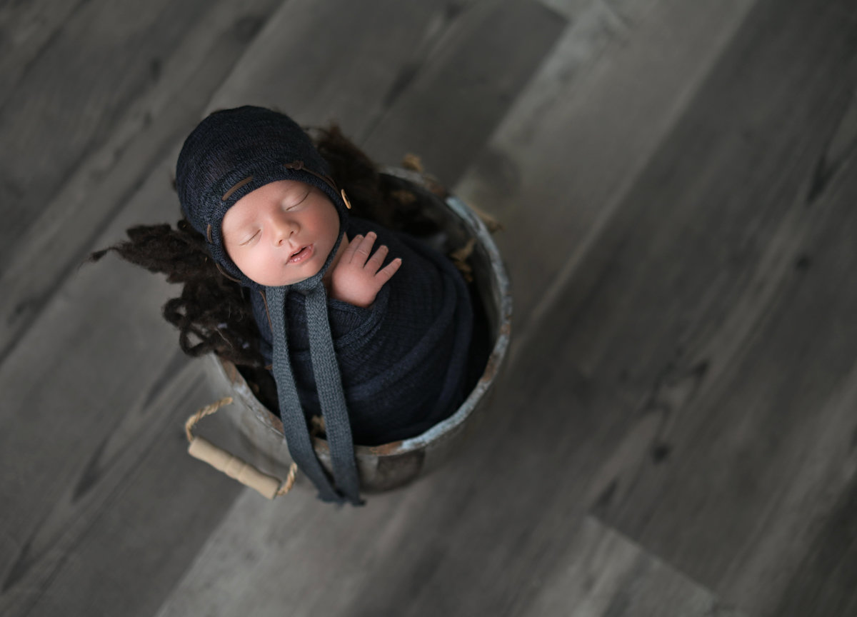 Newborn baby professional photography in Bend OR