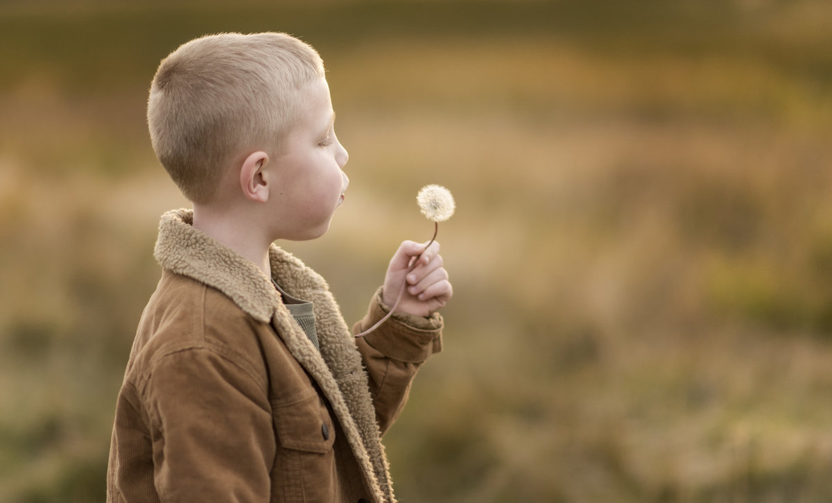 Family professional portrait photography  on-location in Central Oregon