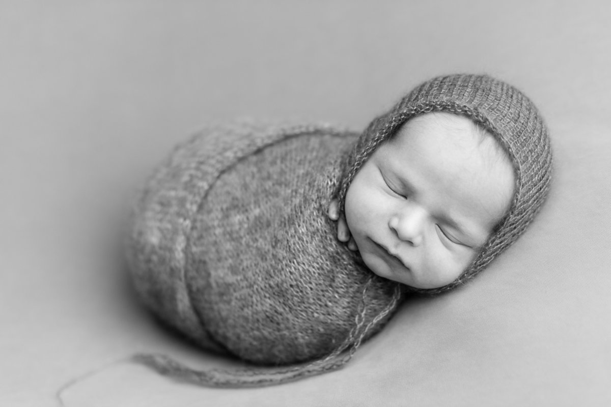 Newborn baby professional photography in Bend OR