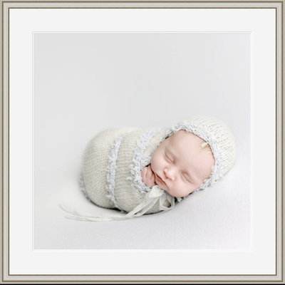 Newborn Professional Pictures in Bend OR